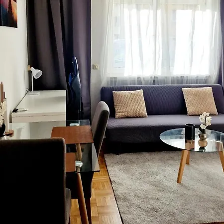 Apartmán Cozy And Beautiful Flat In The Centrum *